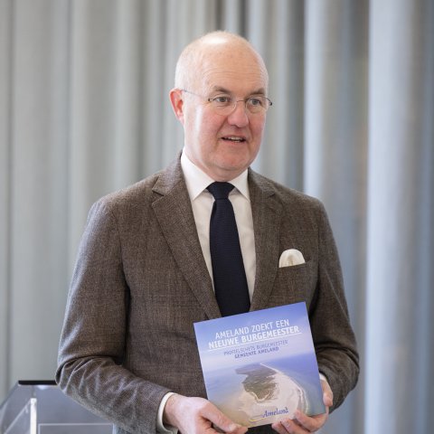 Commissaris van de Koning met de profielschets